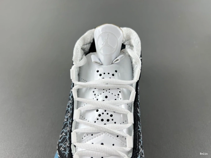 Bmlin Jordan 318376-041 23 UNC 0823